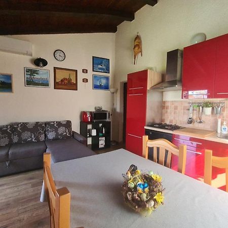Apartman Kos Rosini Luaran gambar
